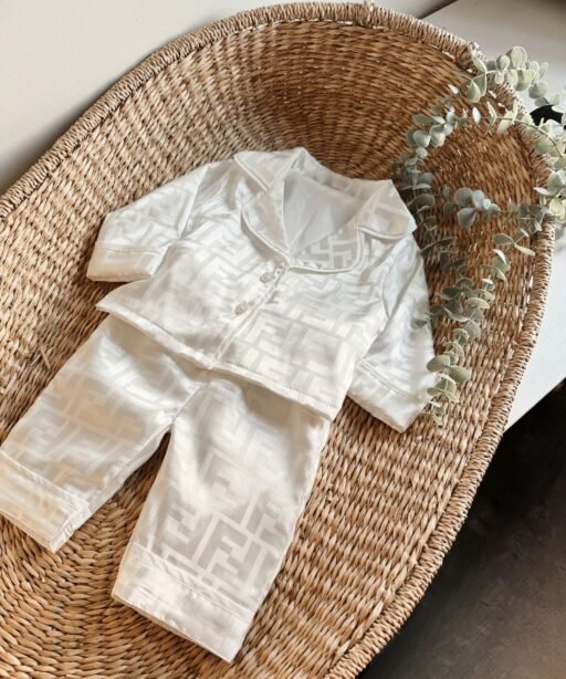 Alternative view of FF pj’s